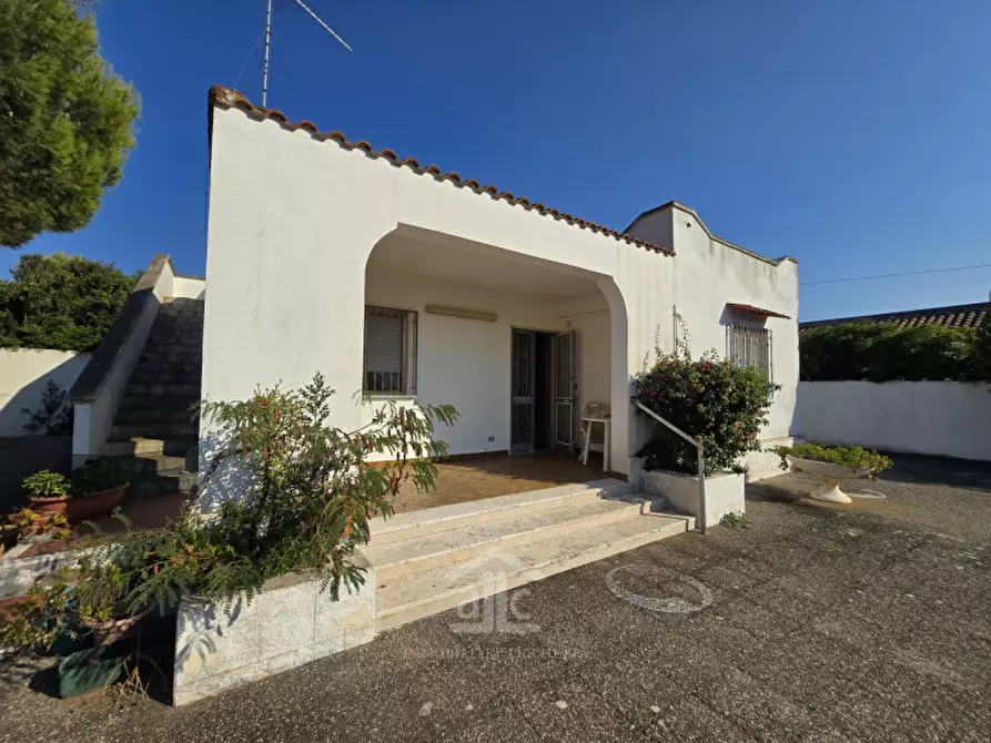 Immagine 27 di Villa in vendita  in via dei garofani 17 a Lecce