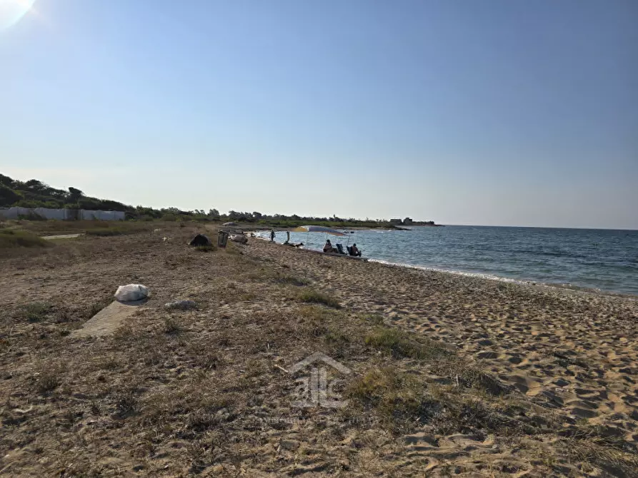 Immagine 28 di Villa in vendita  in via dei garofani 17 a Lecce