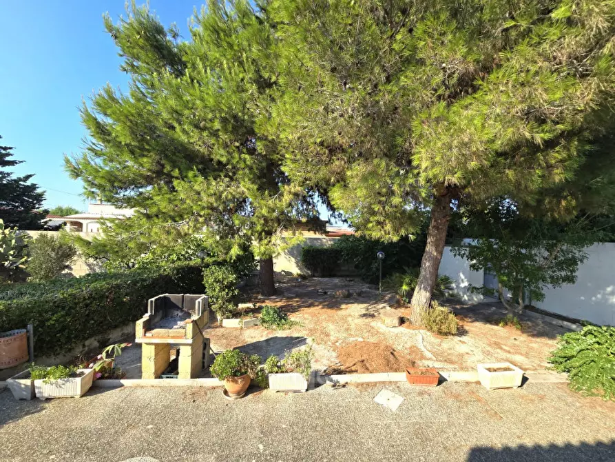 Immagine 36 di Villa in vendita  in via dei garofani 17 a Lecce