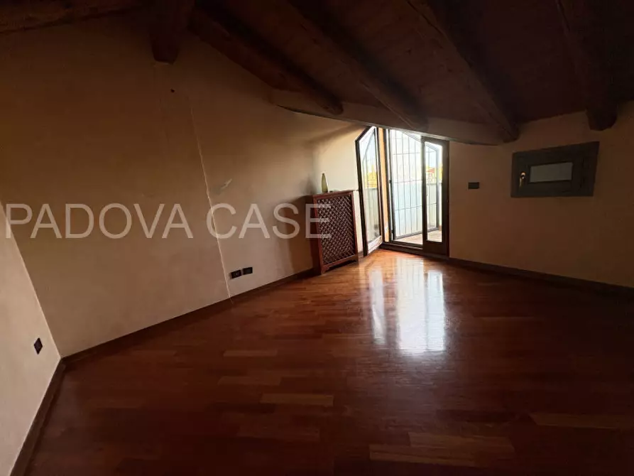 Immagine 13 di Attico in vendita  in via beltrame a Padova