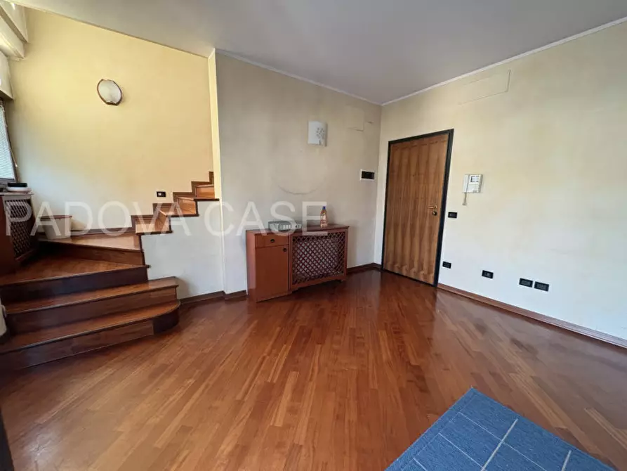 Immagine 33 di Attico in vendita  in via beltrame a Padova