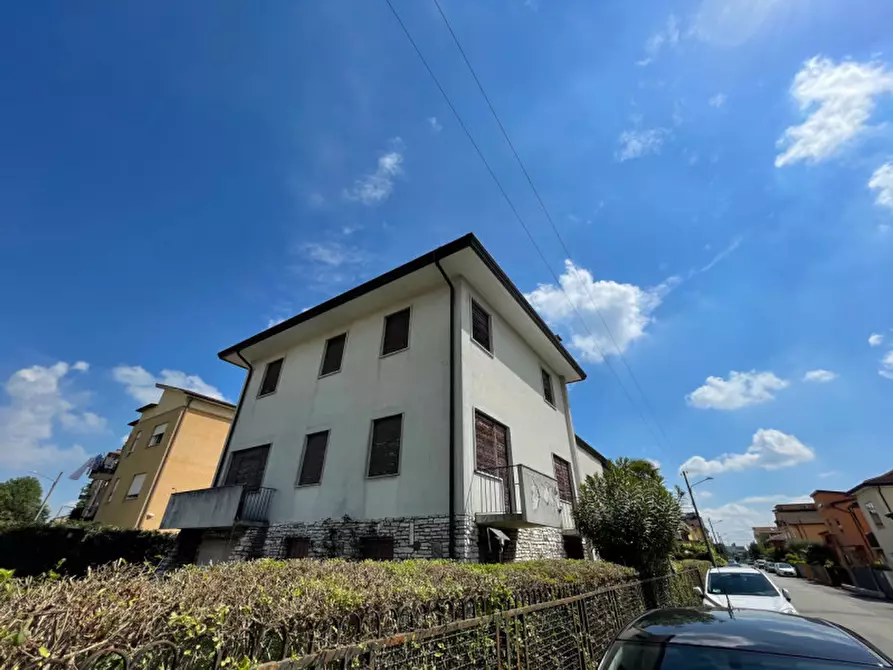 Immagine 16 di Villa in vendita  in perugino a Padova