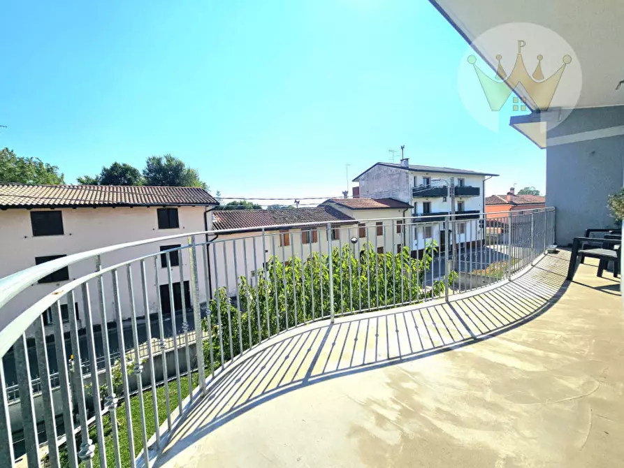 Immagine 3 di Appartamento in vendita  in via Roma 32 a Turriaco