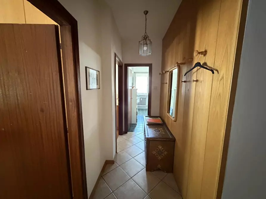Immagine 3 di Appartamento in vendita  in Via Dolomiti - Dolomitenstraße a Bolzano