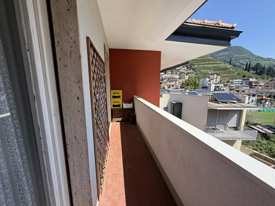 Immagine 9 di Appartamento in vendita  in Via Dolomiti - Dolomitenstraße a Bolzano