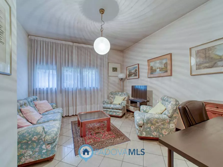 Immagine 5 di Villa in vendita  in Via Sebastiano Giacomelli a Padova