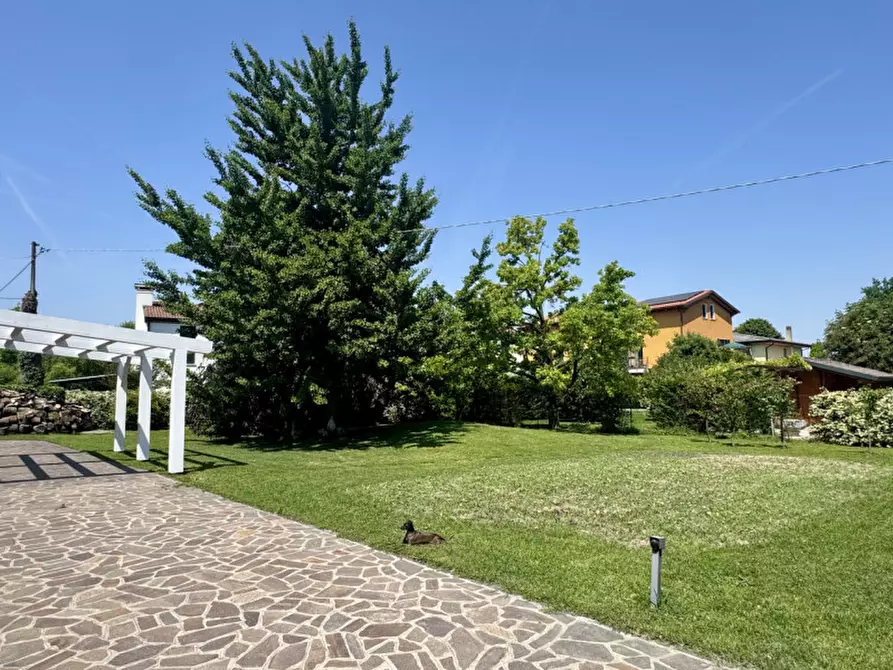 Immagine 3 di Casa indipendente in vendita  in Via Paradisi a Fiesso D'artico