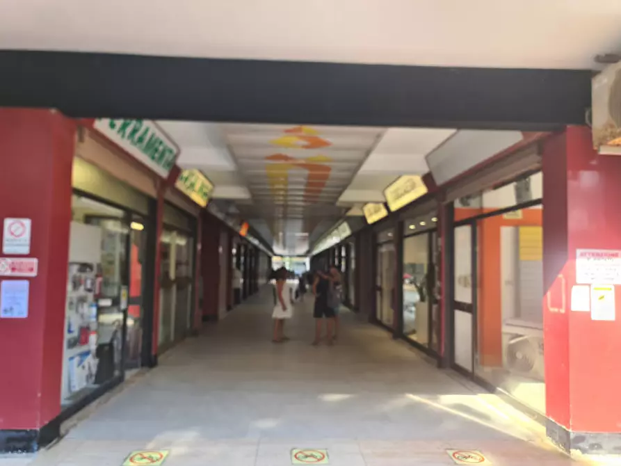 Immagine 3 di Attività commerciale in vendita  in Viale dei Pini a Comacchio