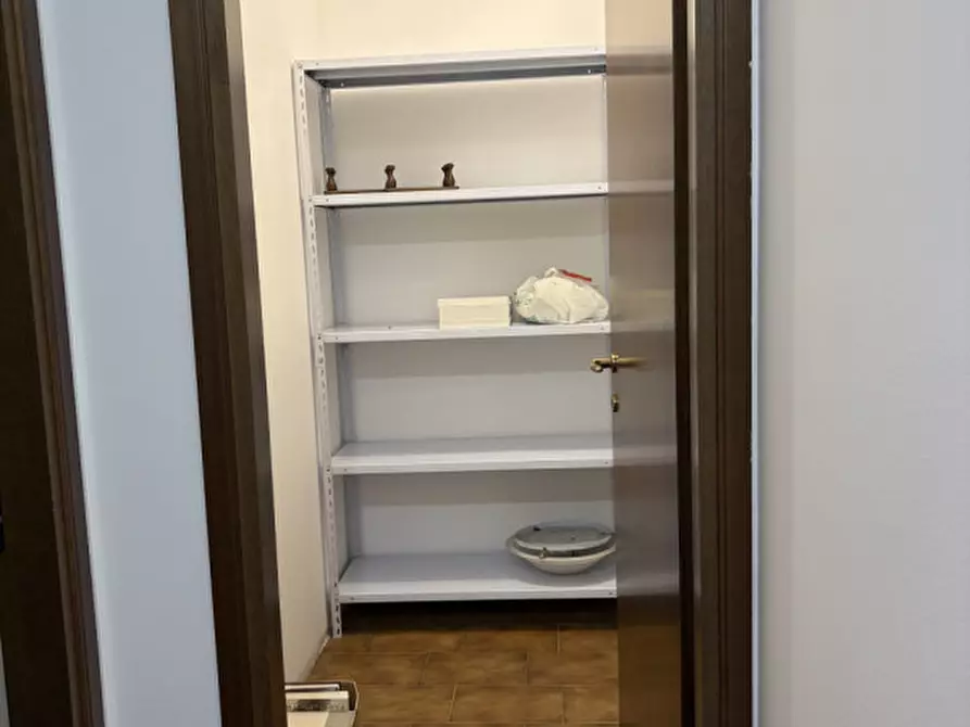 Immagine 6 di Appartamento in vendita  in Via Roana a Castelfranco Veneto