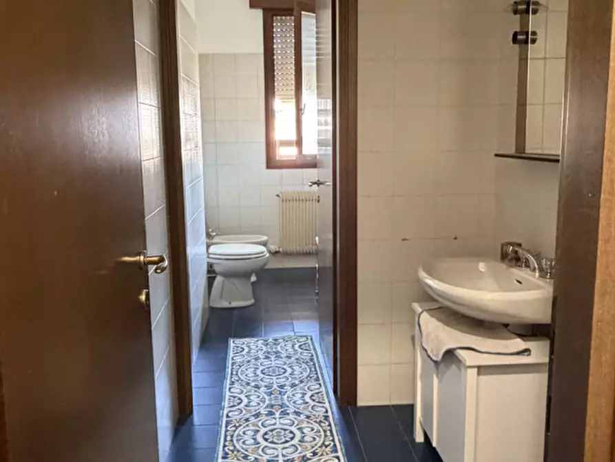 Immagine 8 di Appartamento in vendita  in Via Roana a Castelfranco Veneto