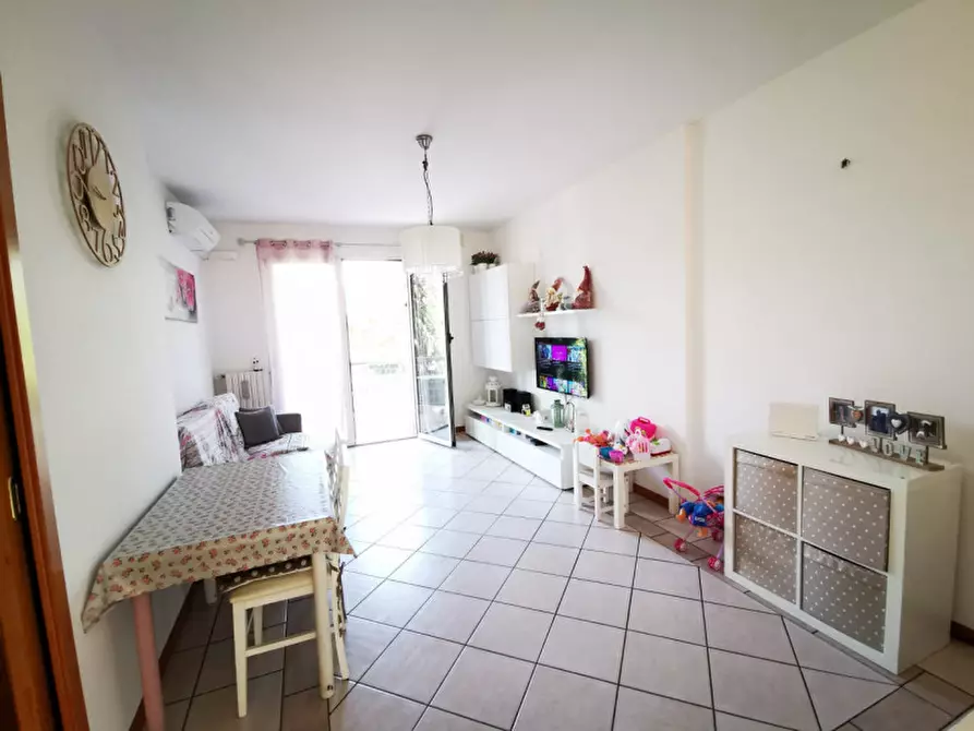 Immagine 13 di Appartamento in affitto  a Santarcangelo Di Romagna