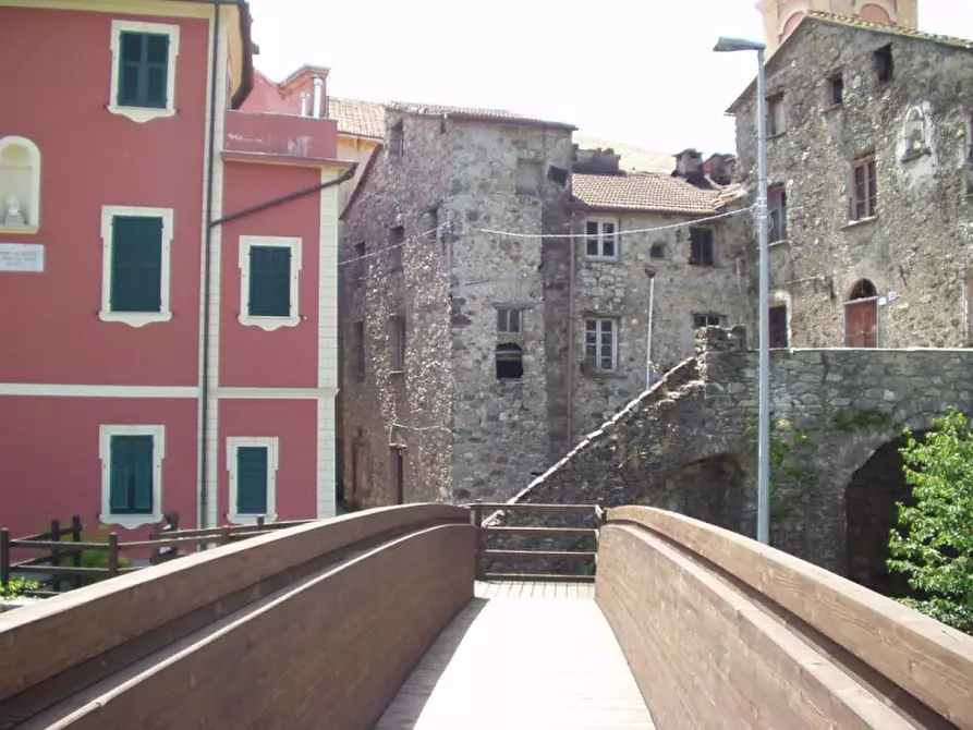 Immagine 1 di Rustico / casale in vendita  in Via Vara, 25 a Varese Ligure