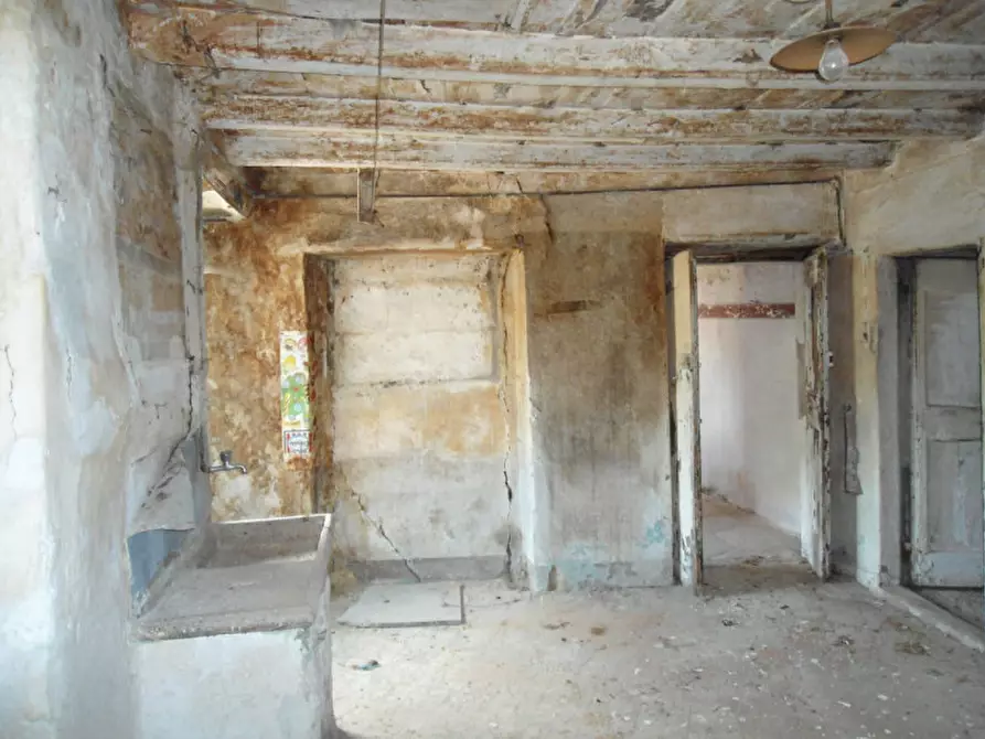 Immagine 10 di Rustico / casale in vendita  in Via Vara, 25 a Varese Ligure
