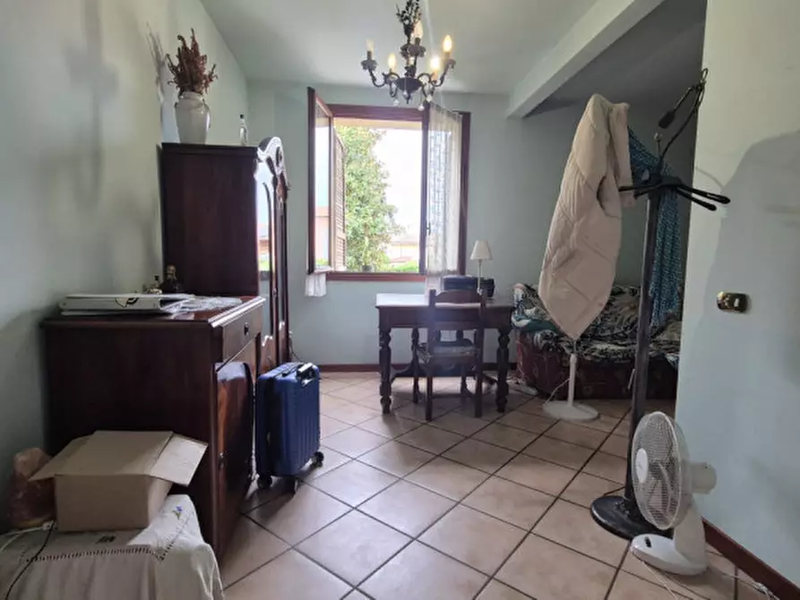 Immagine 3 di Appartamento in vendita  in Via Galileo Galilei a Cavezzo