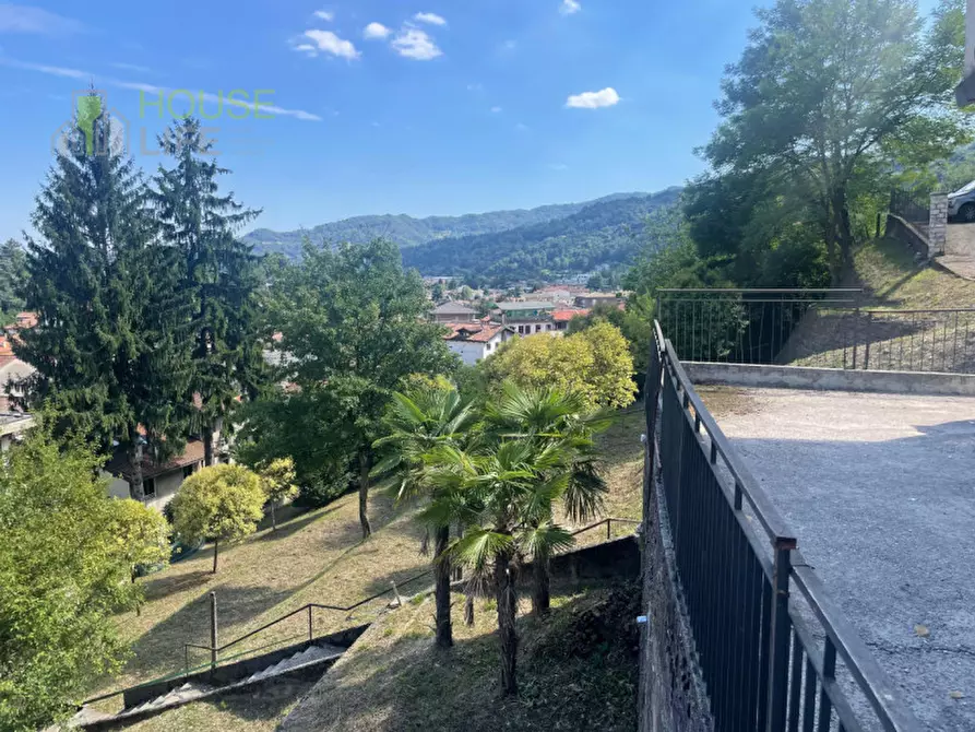 Immagine 4 di Casa indipendente in vendita  in Via Castello a Valdagno