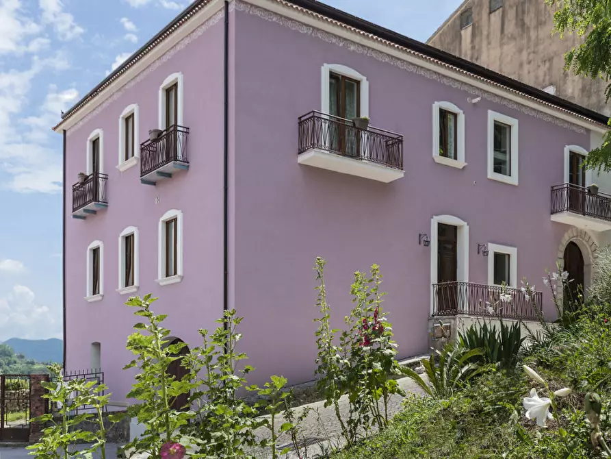 Immagine 5 di Bed & Breakfast in vendita  in Corso Giuseppe Garibaldi, 70 a Rivello