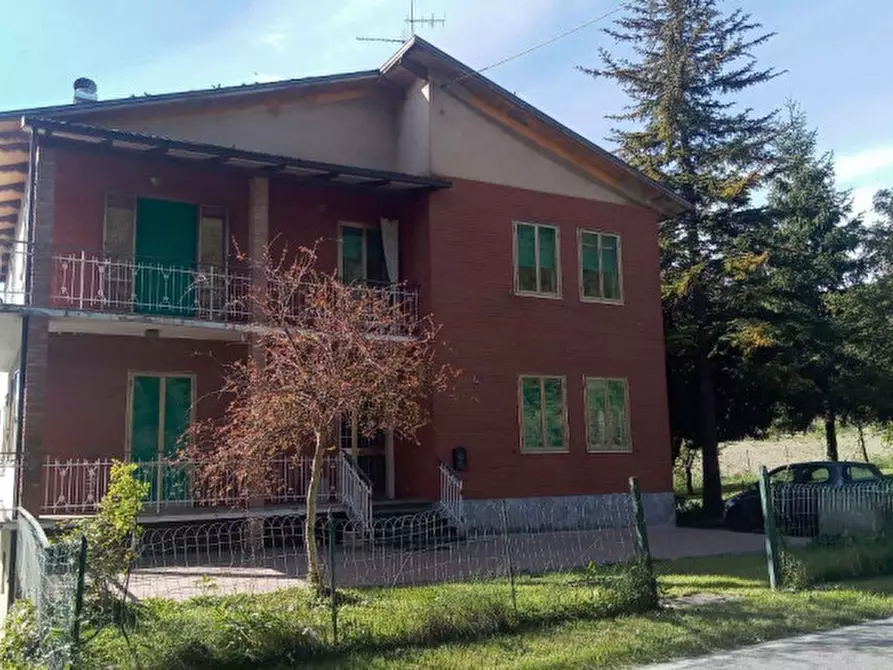 Immagine 1 di Casa bifamiliare in vendita  in Strada per Riano a Langhirano