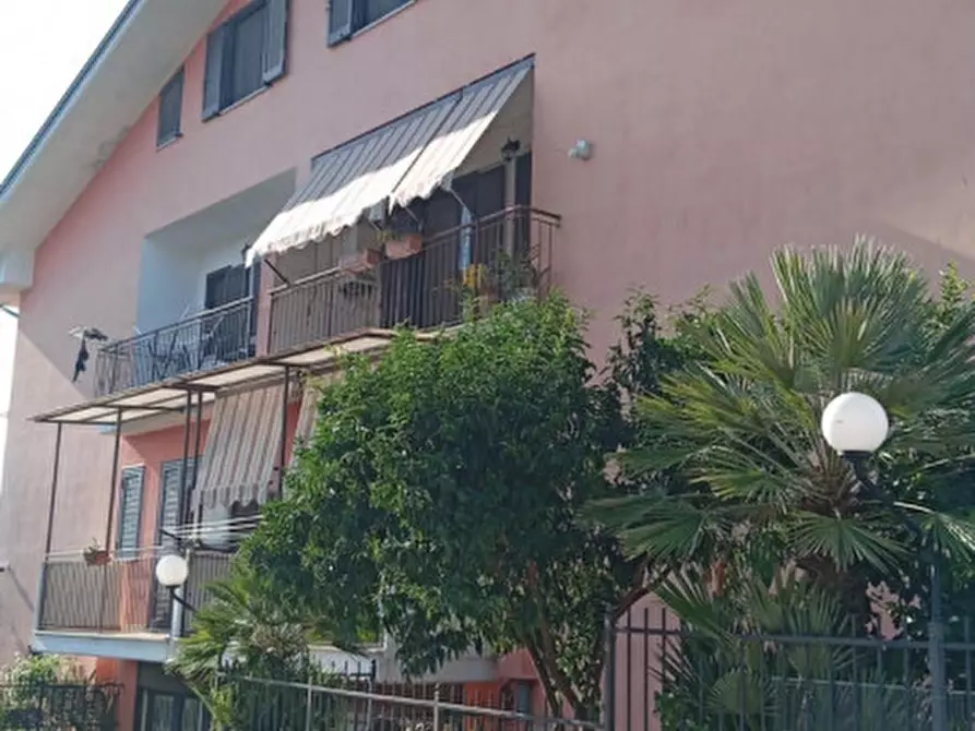Immagine 3 di Villa in vendita  in Via Carrano Teano CE a Teano