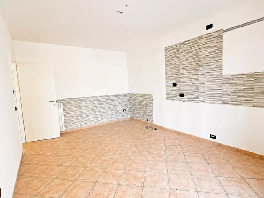 Immagine 5 di Villetta a schiera in vendita  in Via Quattro Novembre a Casalmoro