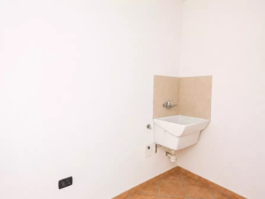 Immagine 18 di Villetta a schiera in vendita  in Via Quattro Novembre a Casalmoro