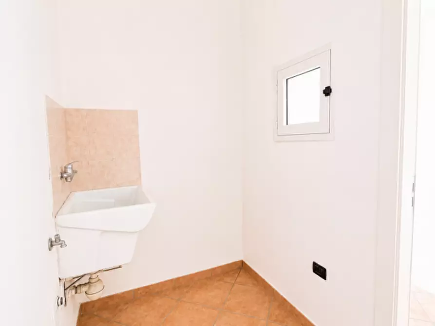 Immagine 19 di Villetta a schiera in vendita  in Via Quattro Novembre a Casalmoro