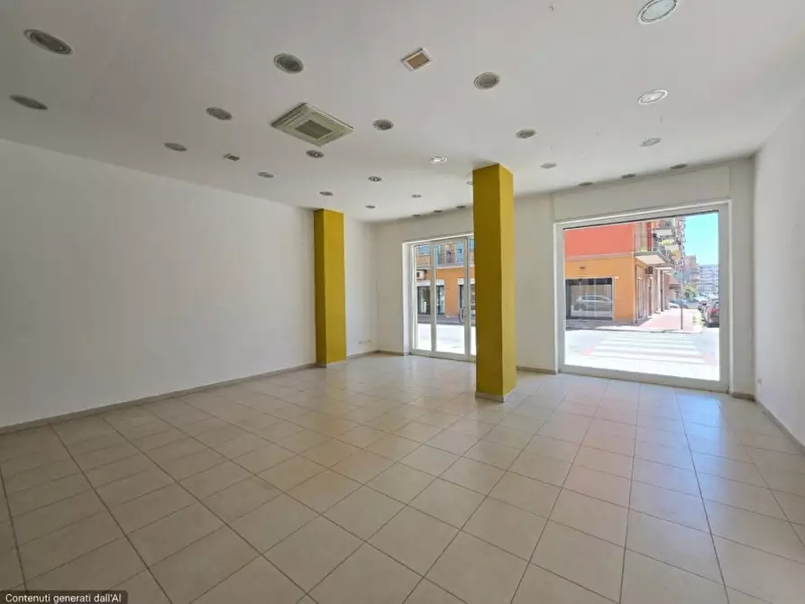 Immagine 4 di Attività commerciale in affitto  a Bisceglie