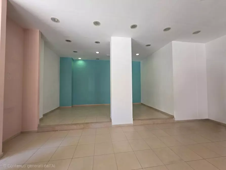 Immagine 7 di Attività commerciale in affitto  a Bisceglie