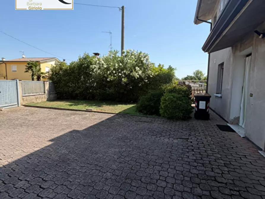Immagine 22 di Casa bifamiliare in vendita  a Badia Polesine