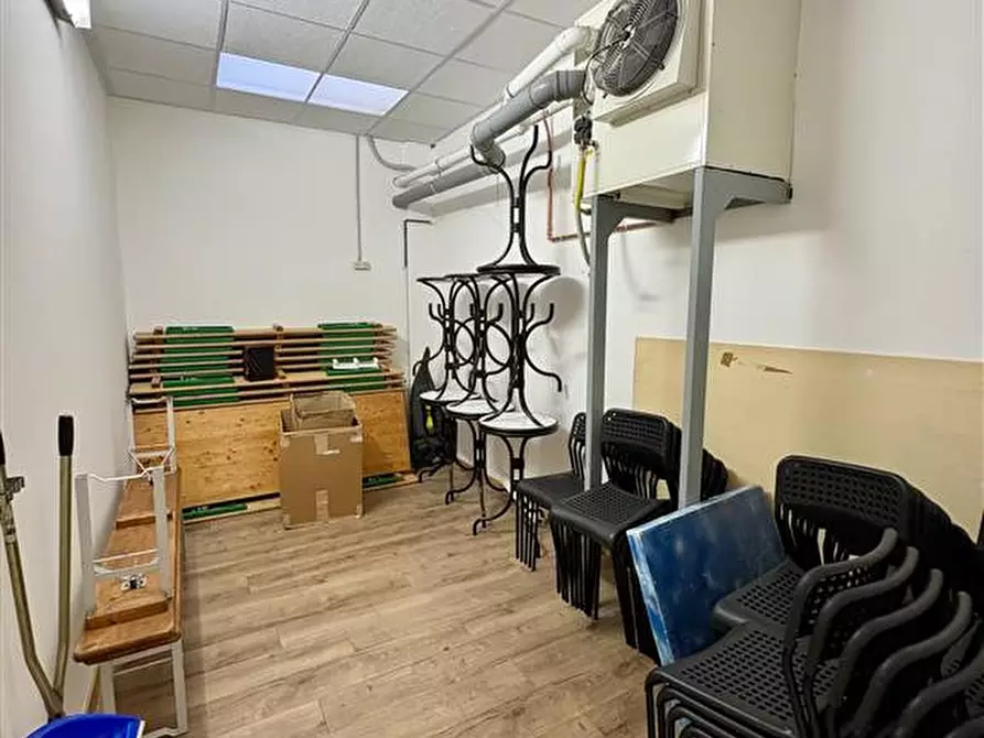 Immagine 7 di Laboratorio in affitto  in via di Santa Lucia a Cavriglia
