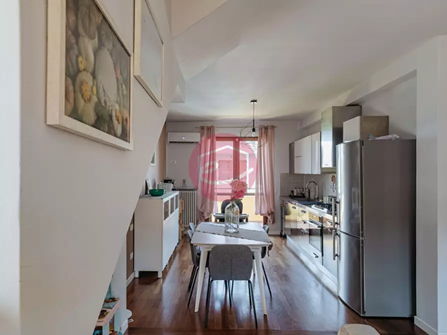 Immagine 10 di Appartamento in vendita  a Santarcangelo Di Romagna