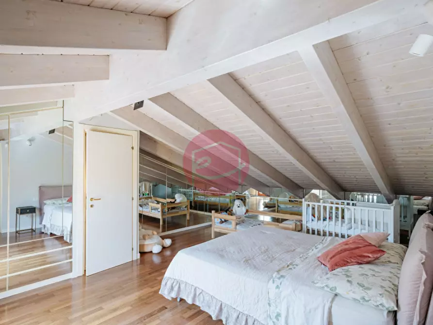 Immagine 14 di Appartamento in vendita  a Santarcangelo Di Romagna