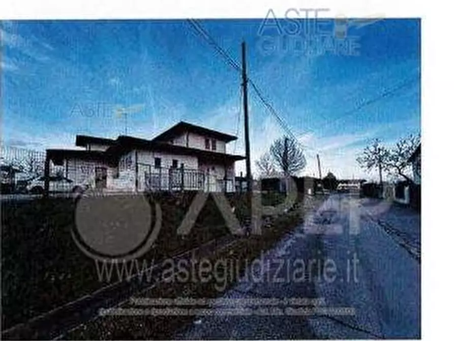 Immagine 1 di Casa indipendente in vendita  in Via Rio San Martino 117 a Trebaseleghe