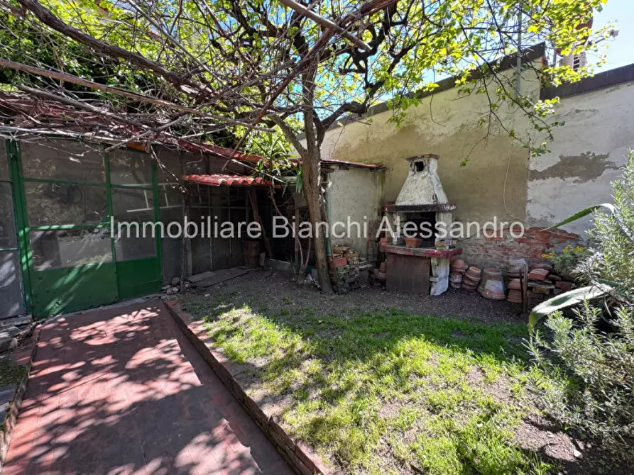 Immagine 9 di Appartamento in vendita  in Via Enrico Petrella a Firenze