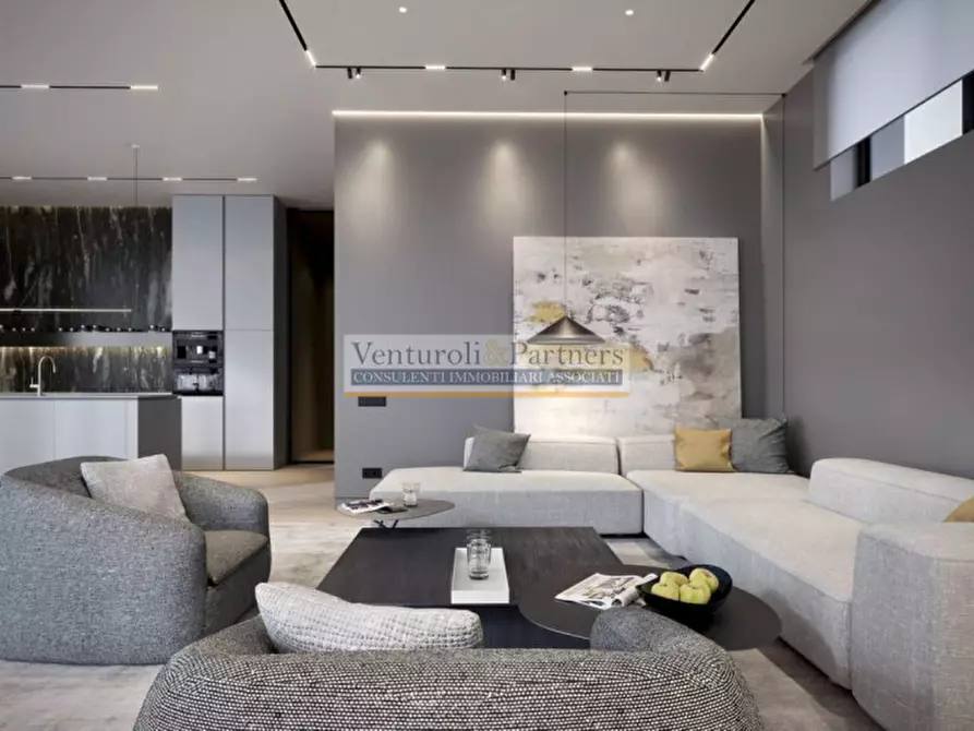 Immagine 2 di Appartamento in vendita  in Via Giuseppe Verdi a Padenghe Sul Garda