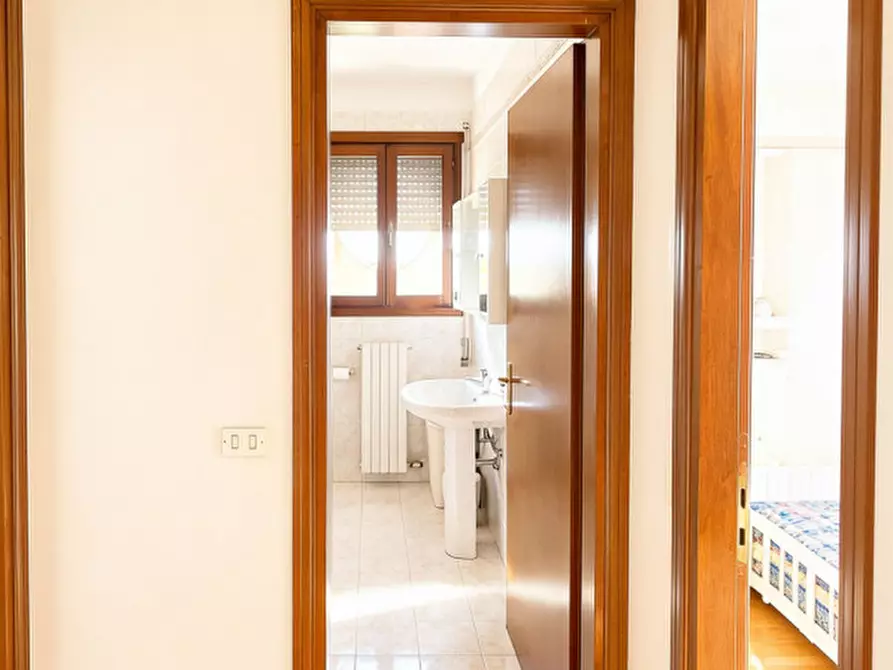 Immagine 11 di Appartamento in vendita  in Via Roma a Urbana