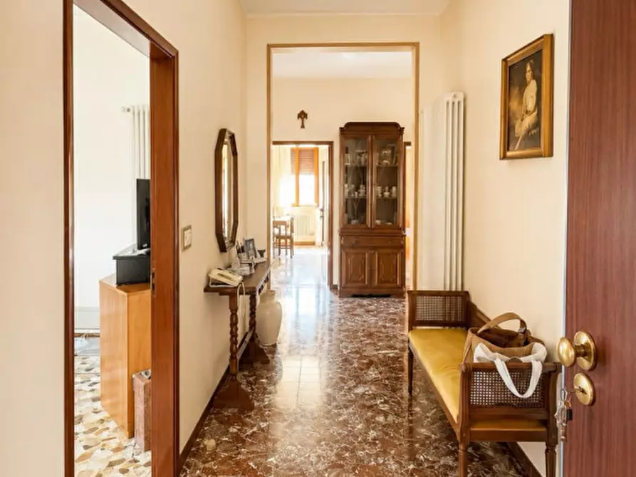Immagine 4 di Appartamento in vendita  in Via Quattro Novembre a Torri Di Quartesolo