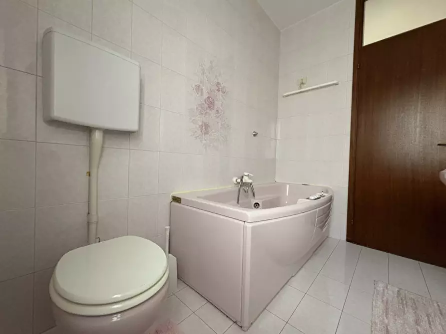 Immagine 13 di Appartamento in vendita  in Via degli Alpini a Campoformido