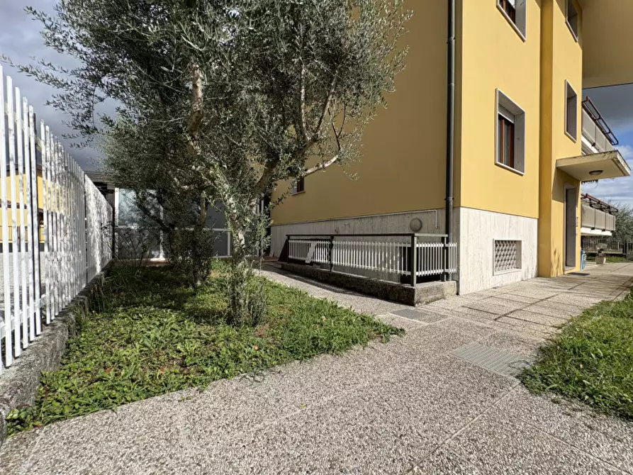 Immagine 1 di Appartamento in vendita  in Via Degli Alpini a Campoformido