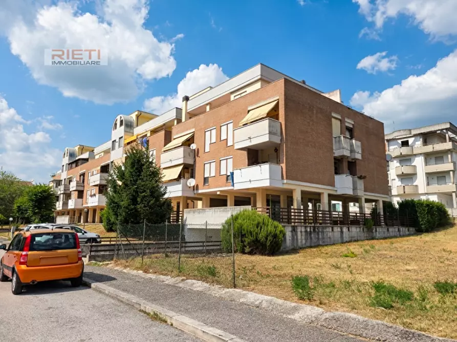 Immagine 1 di Appartamento in vendita  in Via Luigi Cipriani 88 a Rieti