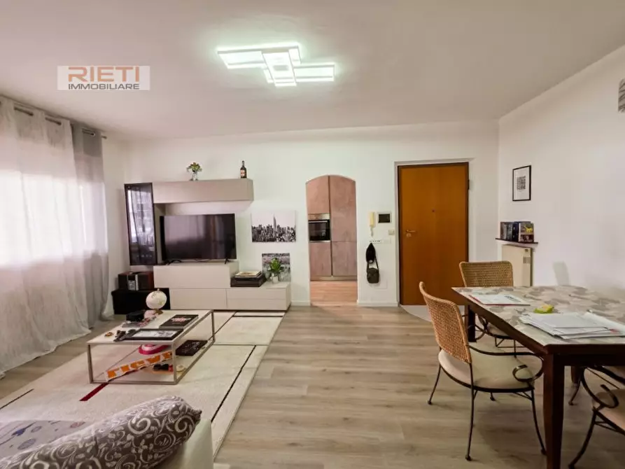 Immagine 3 di Appartamento in vendita  in Via Luigi Cipriani 88 a Rieti