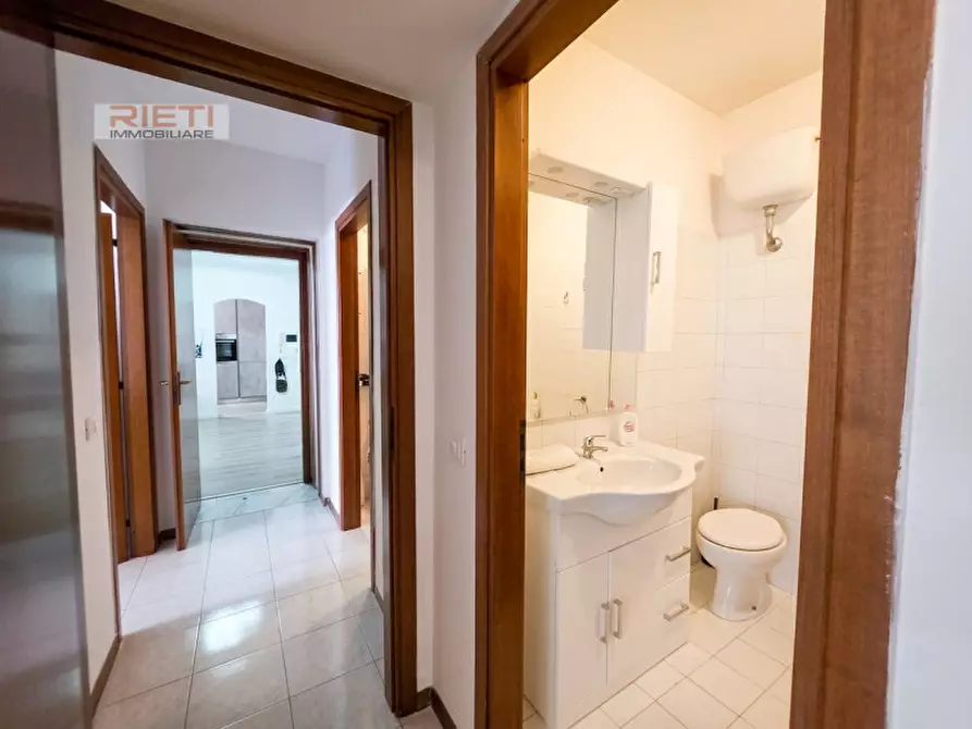 Immagine 9 di Appartamento in vendita  in Via Luigi Cipriani 88 a Rieti
