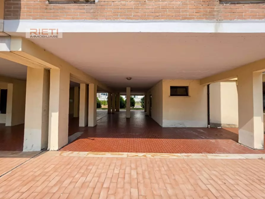 Immagine 12 di Appartamento in vendita  in Via Luigi Cipriani 88 a Rieti