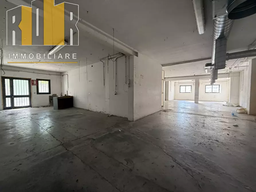 Immagine 11 di Loft/Open space in vendita  in Via Giuseppe Mazzini a Saonara