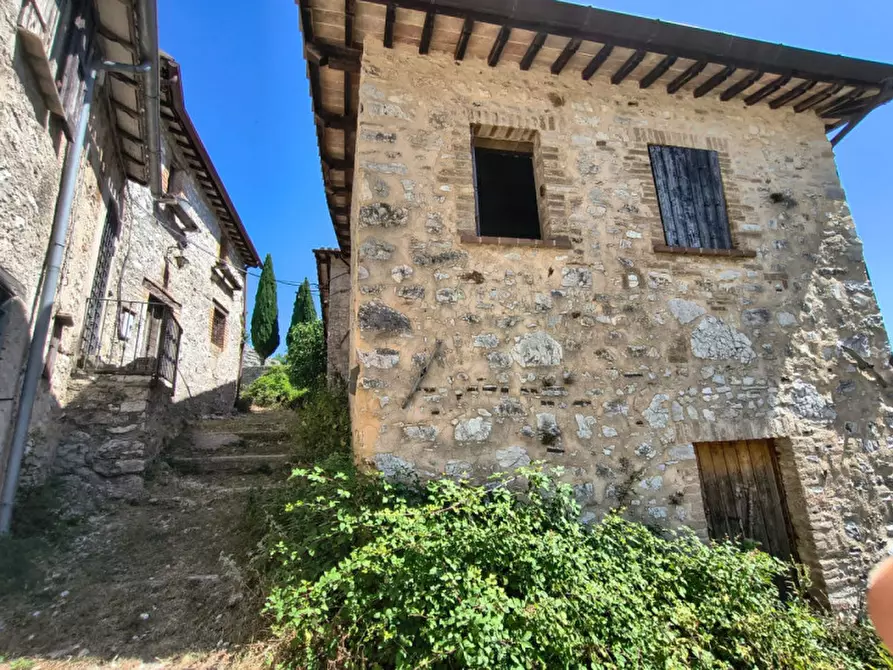 Immagine 1 di Rustico / casale in vendita  in Catinelli a Spoleto