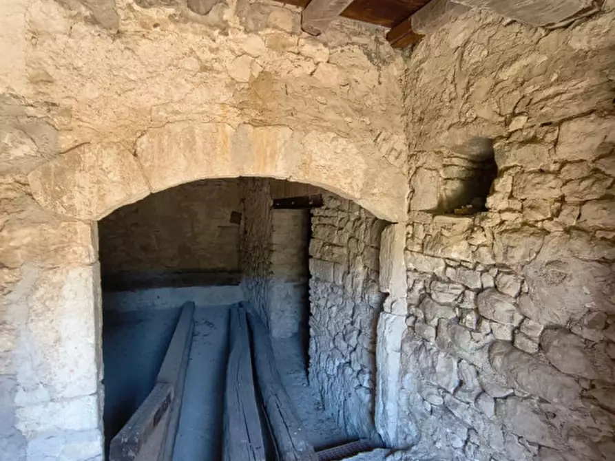 Immagine 9 di Rustico / casale in vendita  in Catinelli a Spoleto