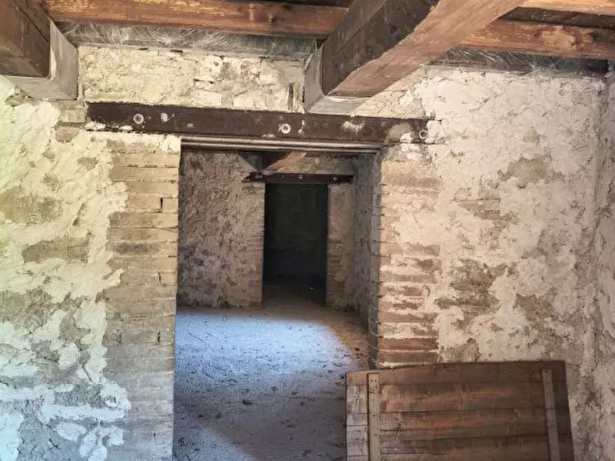 Immagine 13 di Rustico / casale in vendita  in Catinelli a Spoleto