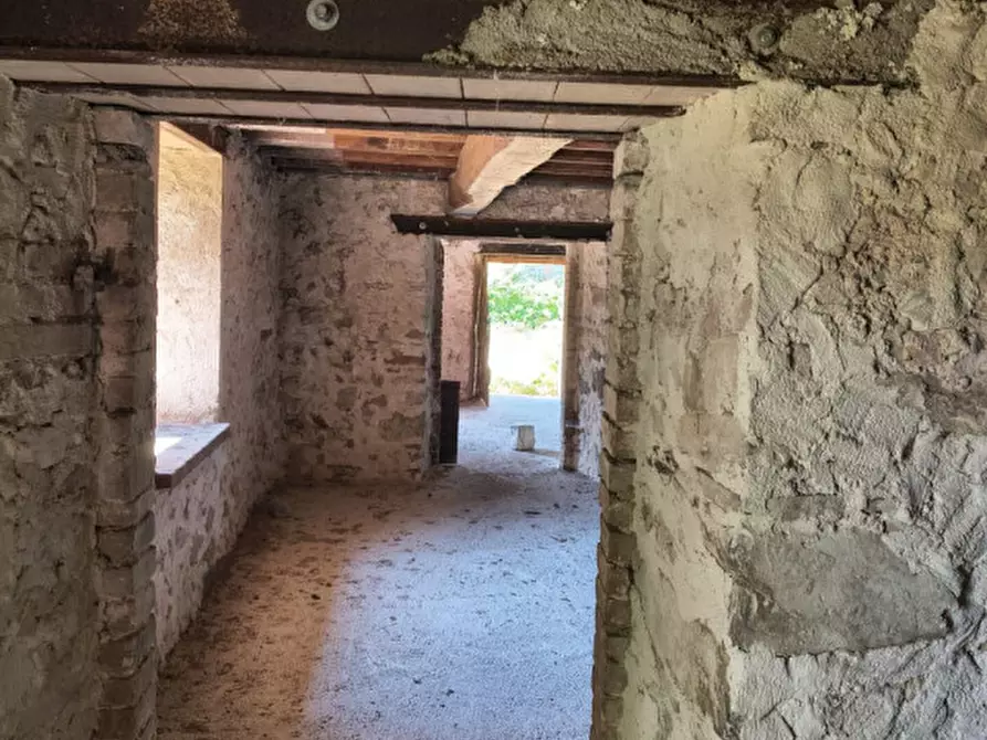 Immagine 21 di Rustico / casale in vendita  in Catinelli a Spoleto