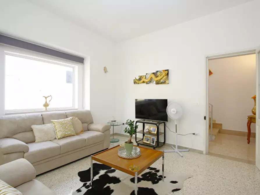Immagine 4 di Casa indipendente in vendita  in Via Grappa a Tuglie