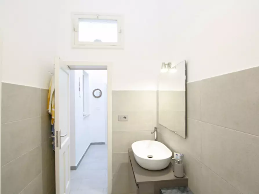 Immagine 19 di Casa indipendente in vendita  in Via Grappa a Tuglie