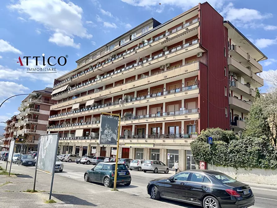 Immagine 1 di Appartamento in vendita  a Avellino